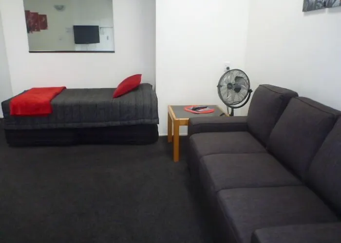 Motel Fernleaf